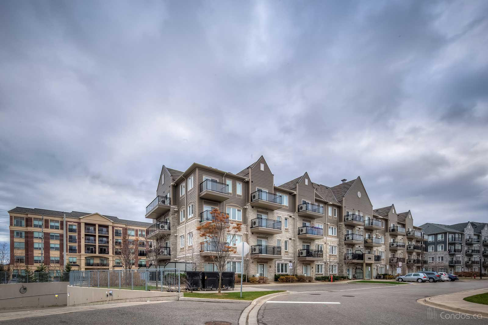 3075 Thomas Condos at 5650 Winston Churchill Blvd, Mississauga 1