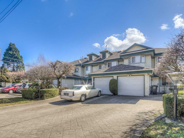 Sunrich Lane photo