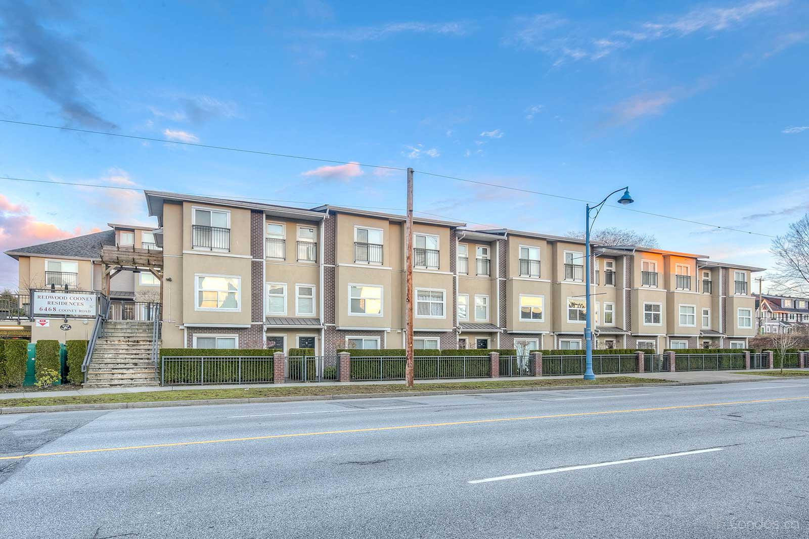 Redwood Residences at 6468 Cooney Rd, Richmond 0