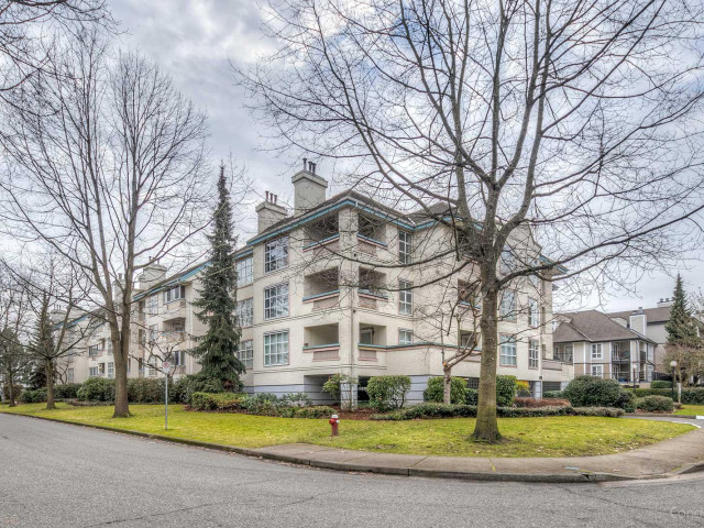 Carmel Pointe