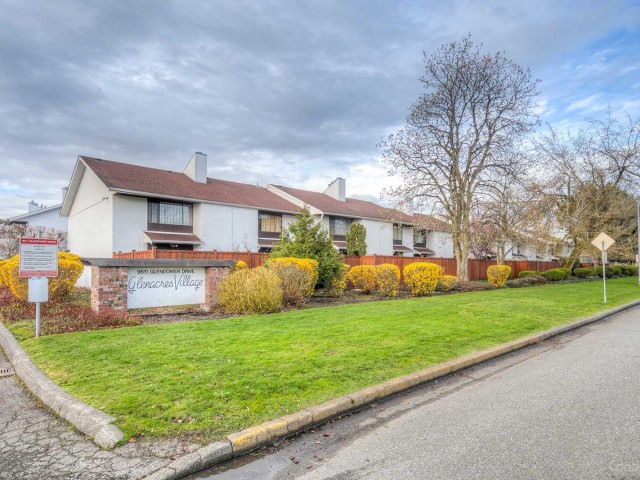 Glenacres Village