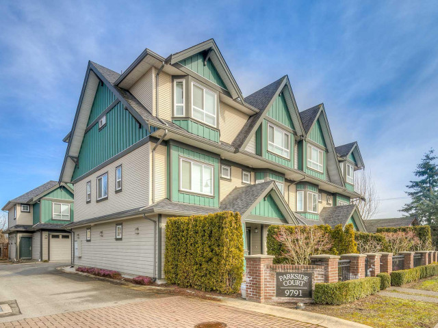 Parkside Court