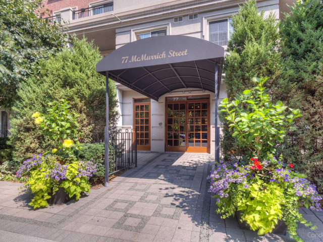 McMurrich Residences