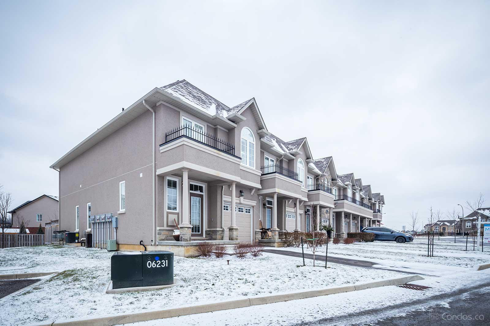 Sapphire Townhomes at 370 Stonehenge Dr, Hamilton City 0