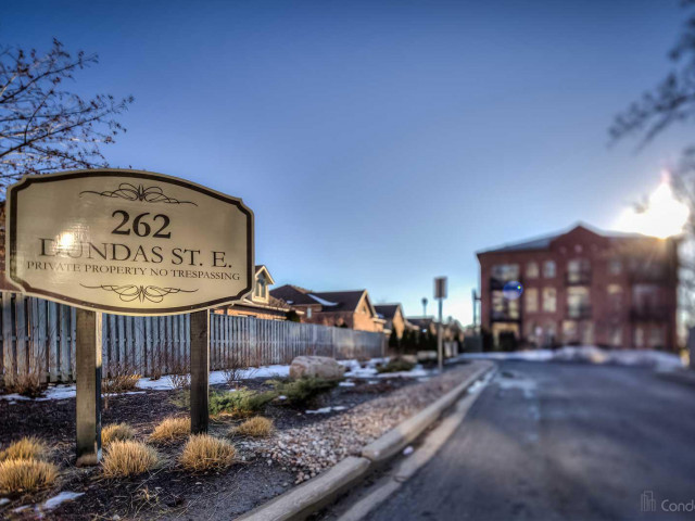 262 Dundas Condos