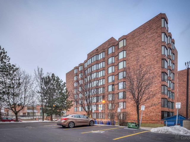 180 Limeridge Condos photo