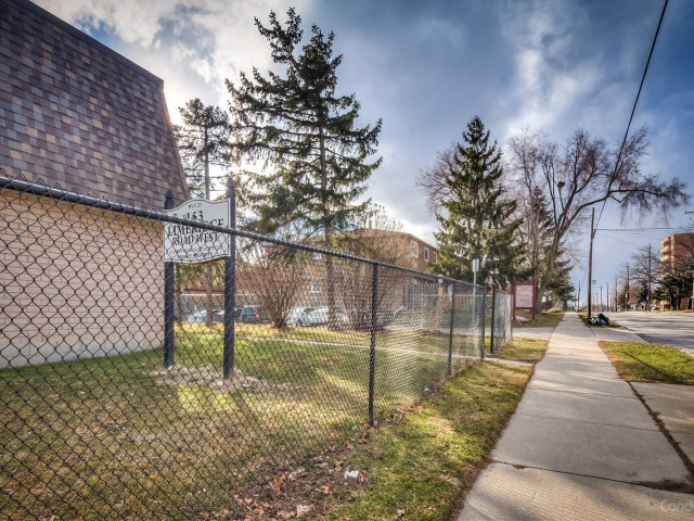153 Limeridge Road West Condo Residences photo