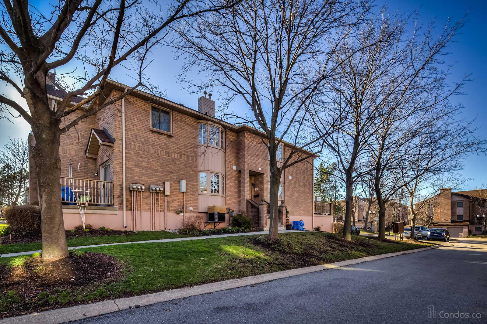 38 Elora Dr 38 Elora Condos 1 Condo for Sale Condos.ca
