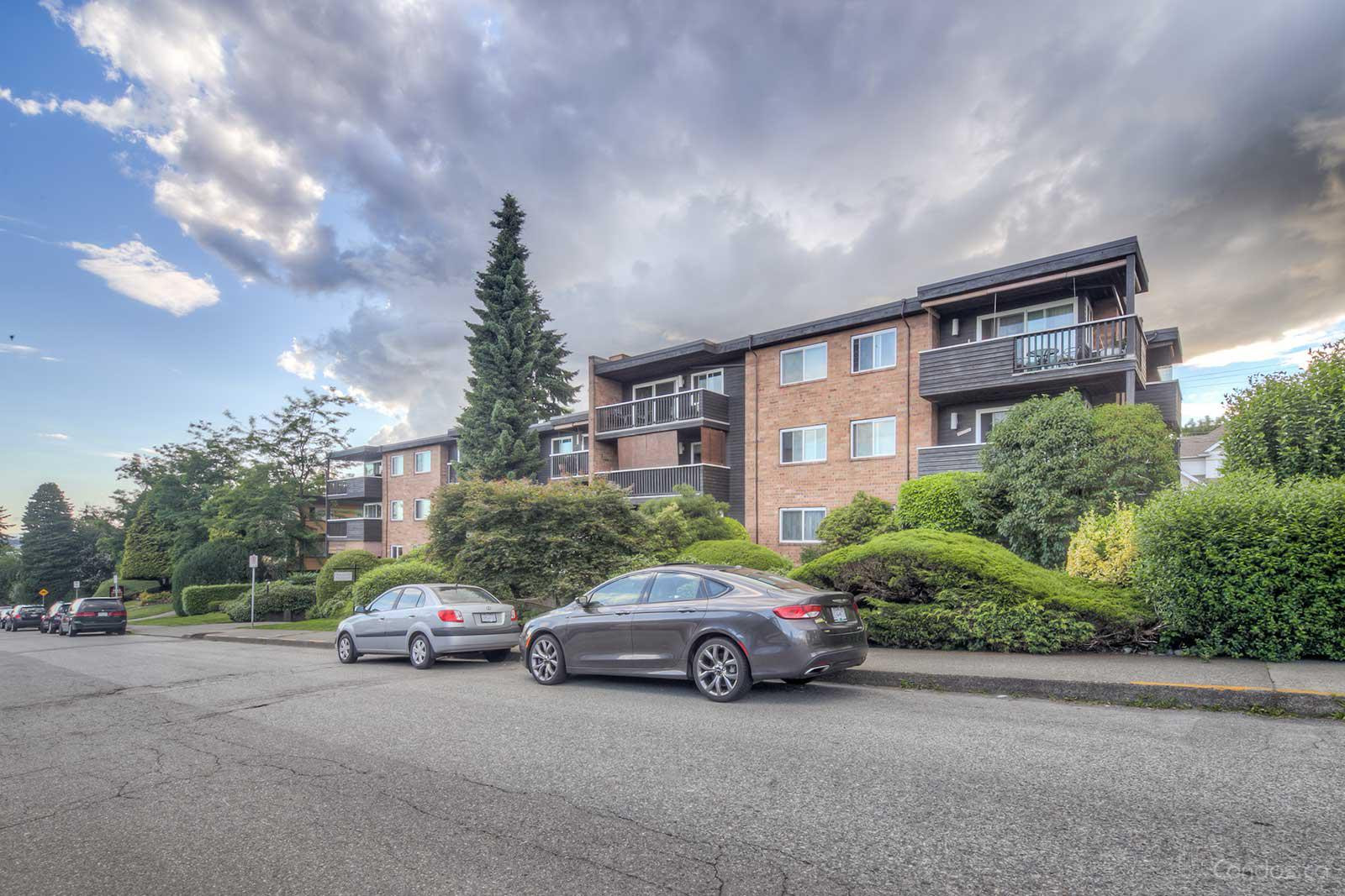 1011 Fourth Ave Crestwell Manor Condos Condos.ca