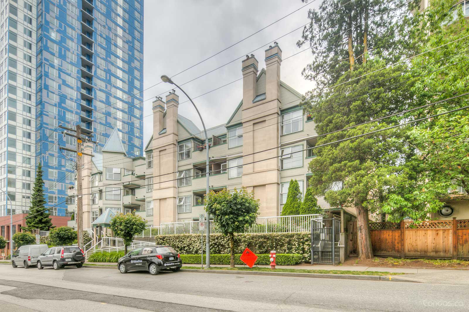 Hillside Place at 509 Carnarvon St, New Westminster 0