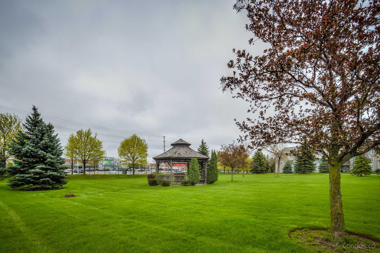 970 Golf Links Condos at 970 Golf Links Rd, Hamilton City 1