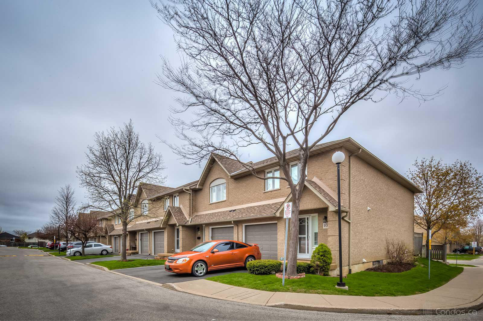 100 Vineberg Condos at 100 Vineberg Dr, Glanbrook 1