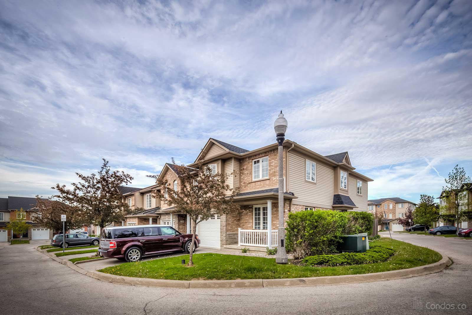 7 Southside Condos at 7 Southside Pl, Hamilton City 1