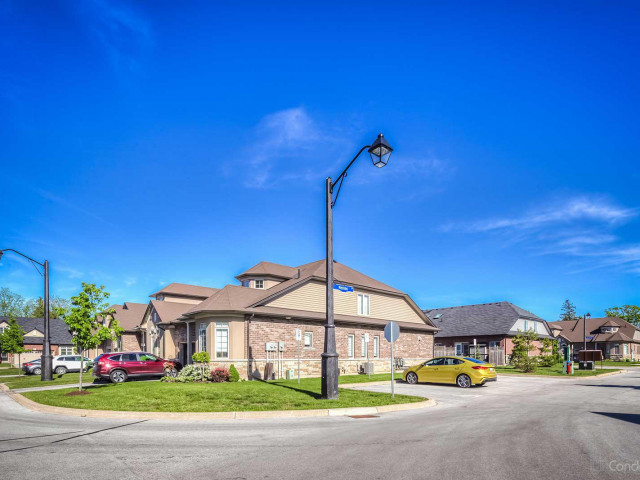 The Bungalows of Ancaster South hero image