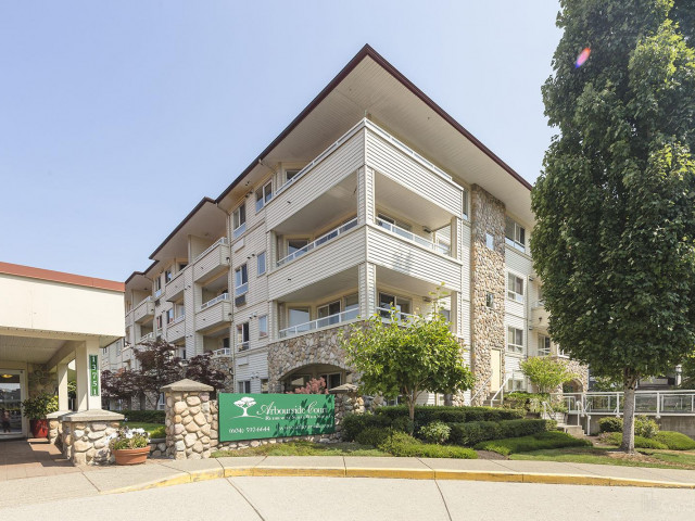 Arbourside Court