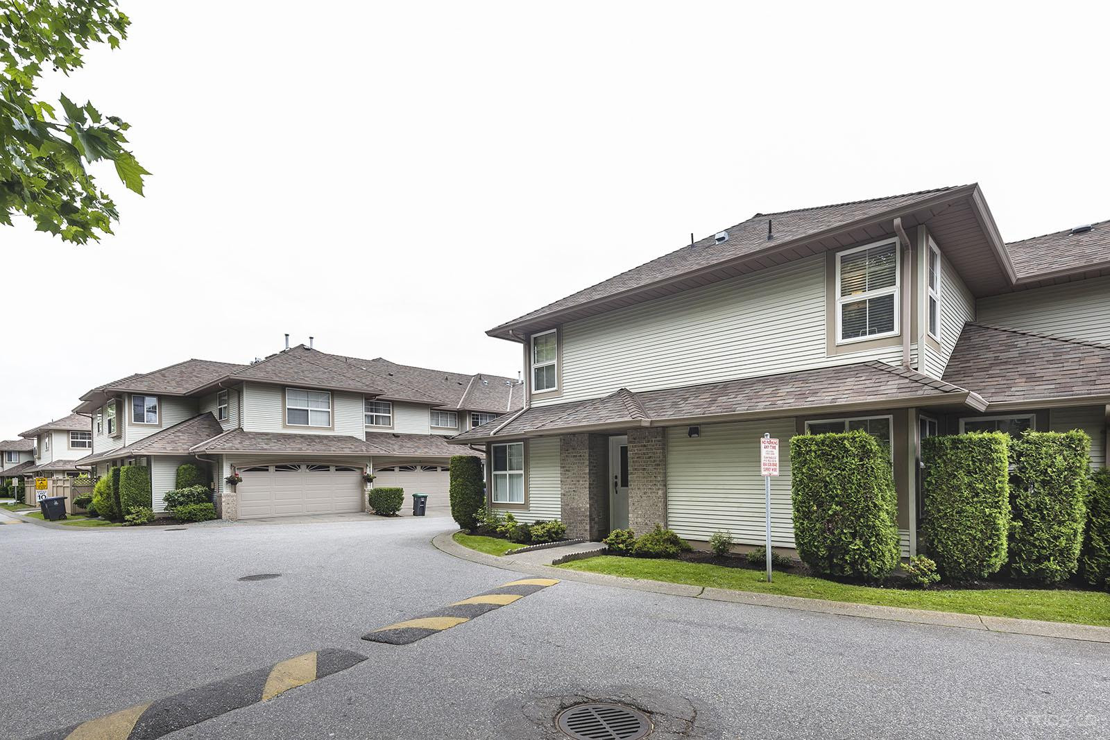 Strawberry Hill at 12165 75 Ave, Surrey 1