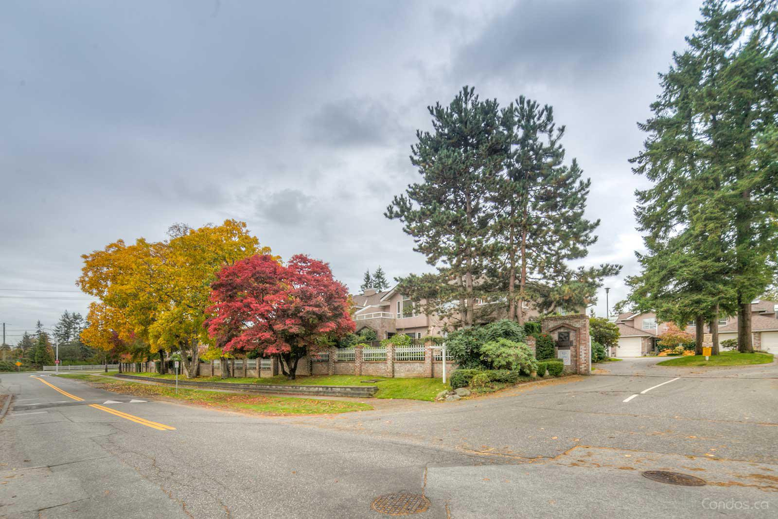 Sunnyside Gate at 15550 26 Ave, Surrey 1