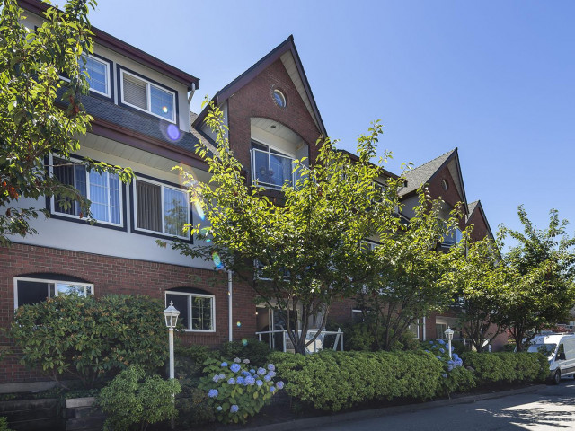 Semiahmoo Court