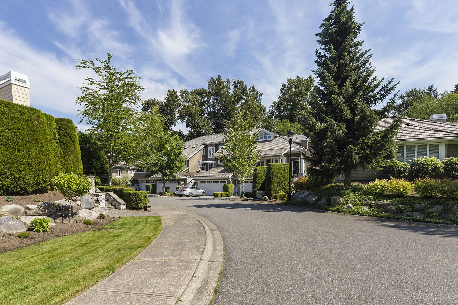 Deer Run at 3355 Morgan Creek Way, Surrey 1