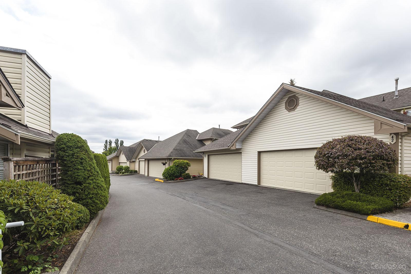 The Estates at Manor Ridge at 6140 192 St, Surrey 0