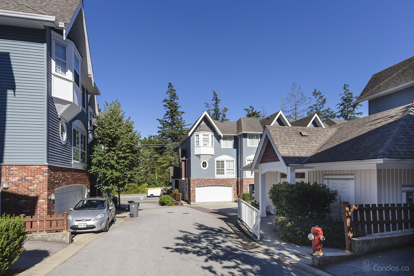 Sullivan Gardens at 5889 152 St, Surrey 1