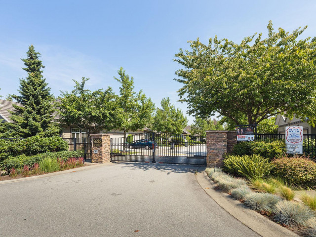 Sullivan Gate photo
