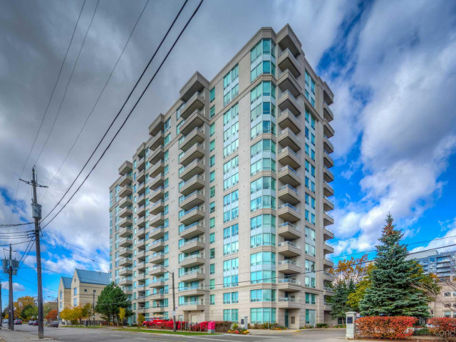 Encore At Crystal Towers