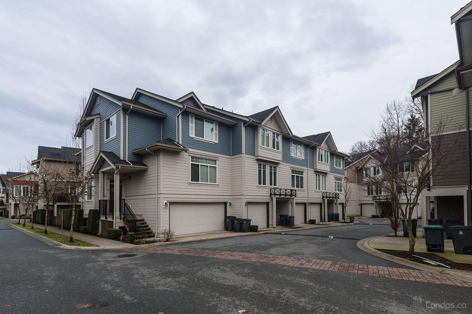 15399 Guildford Dr Guildford Greens Condos Condos.ca