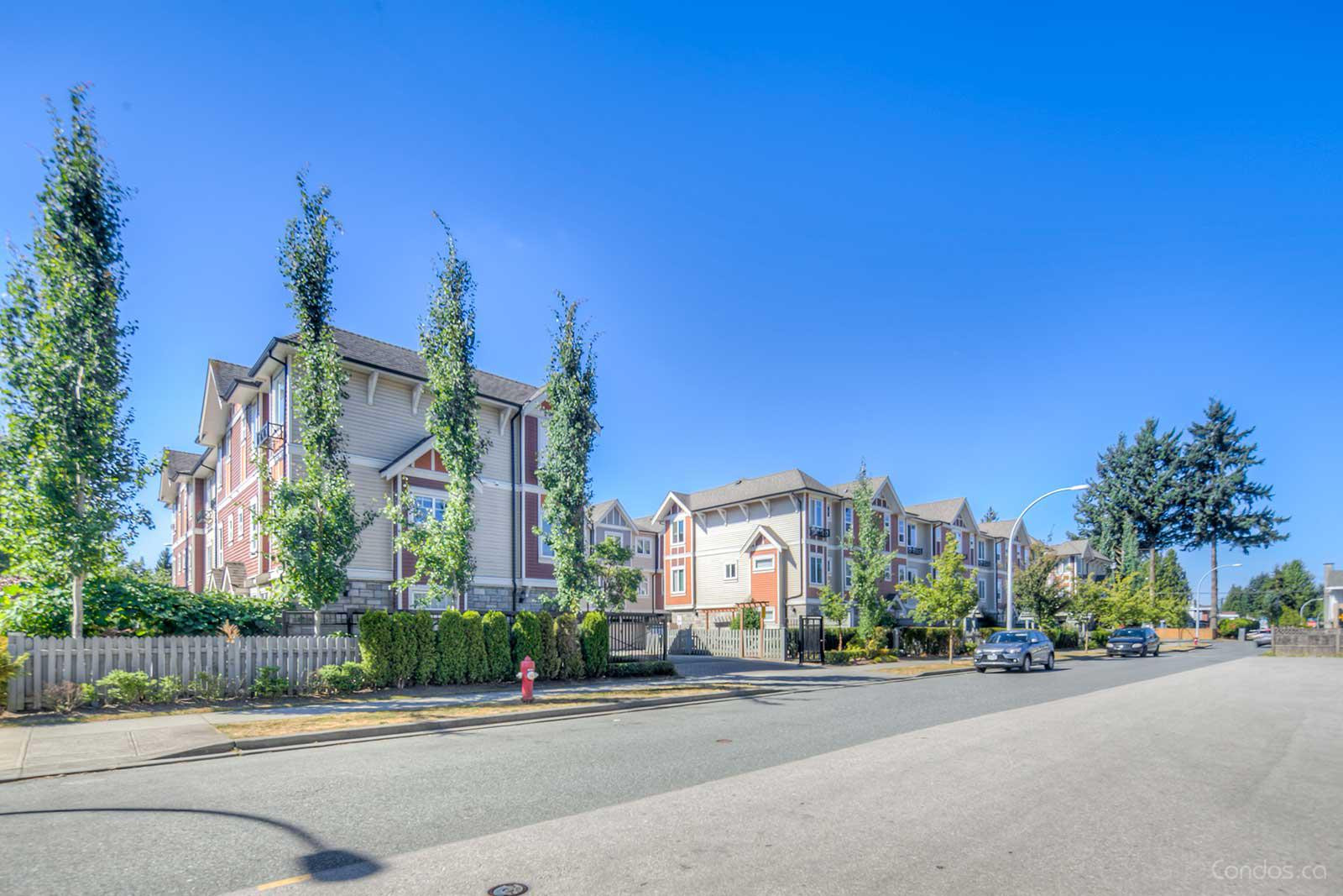 Guildford Villa at 14338 103 Ave, Surrey 0