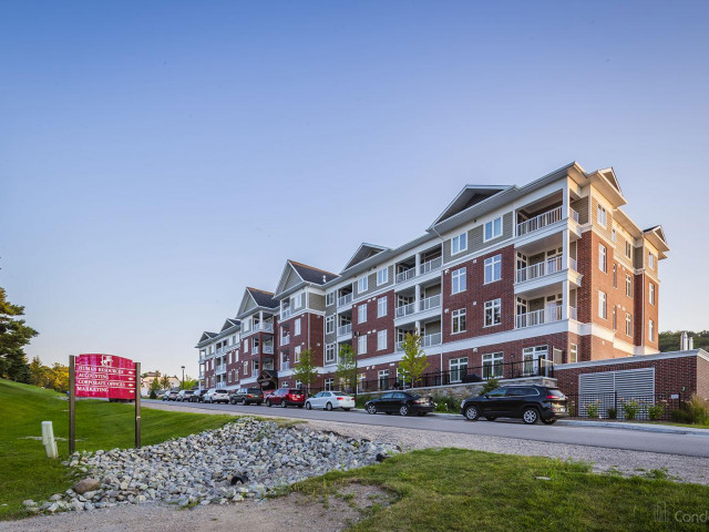 Horseshoe Residences photo