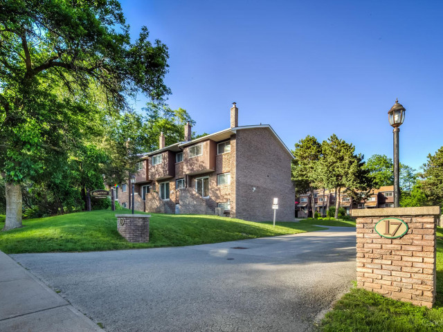 17 St Vincent Condos