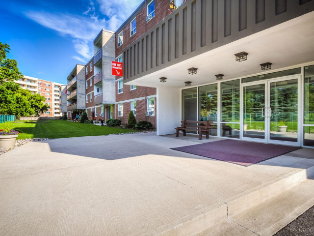 Holland Court Condos photo