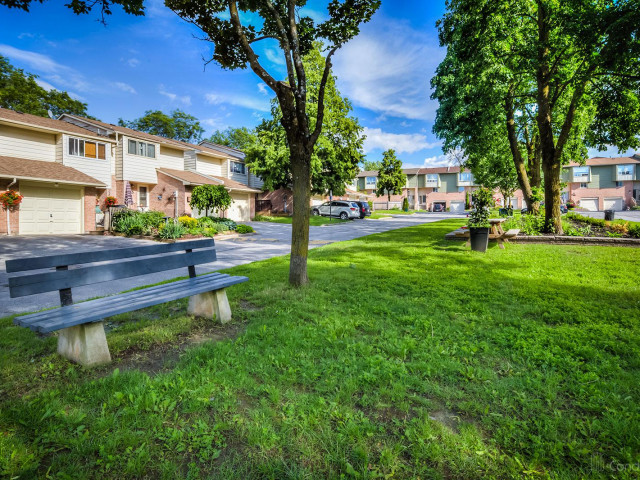 Deer Run Condos photo