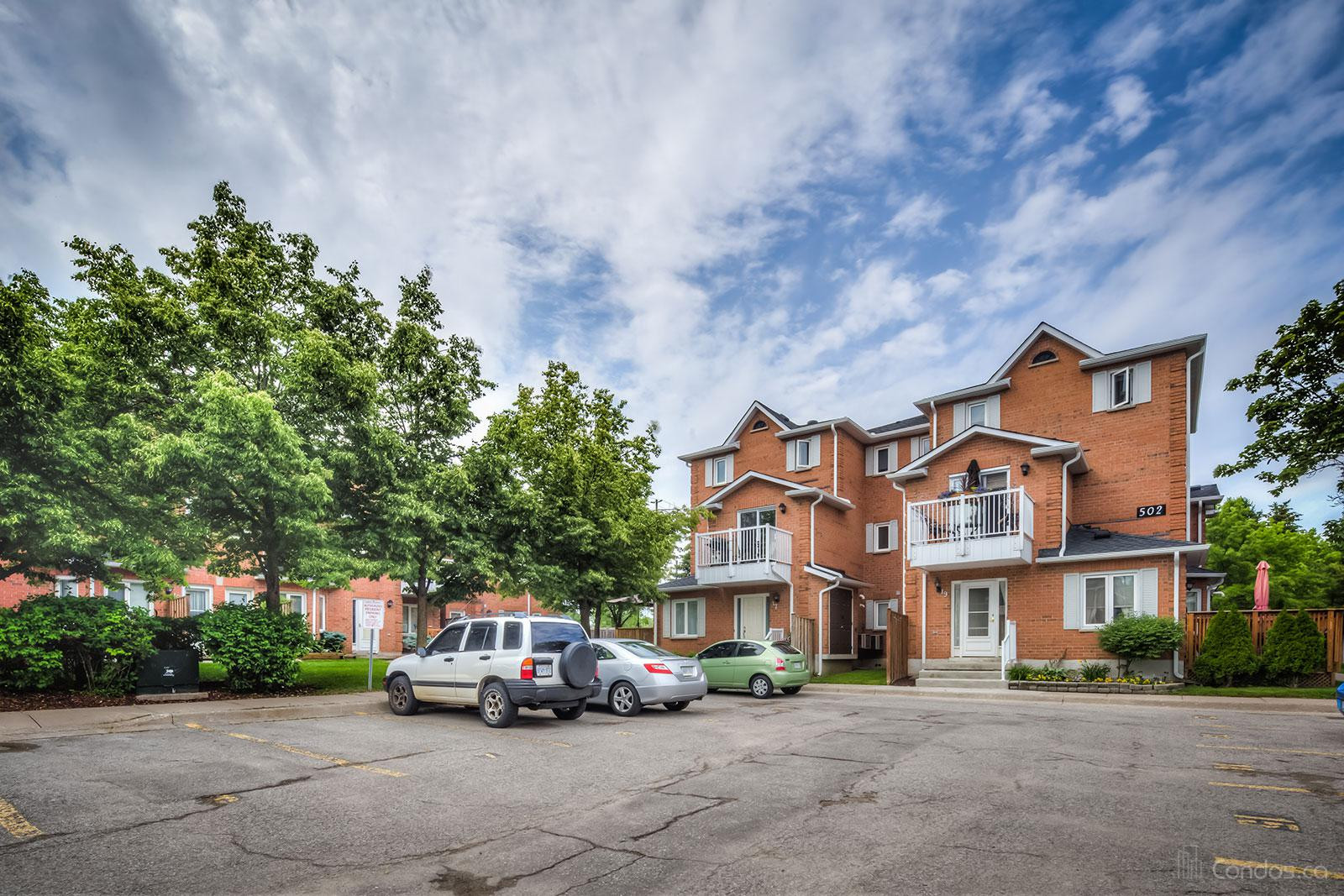 Mapleview Gardens at 502 Essa Rd, Barrie 1