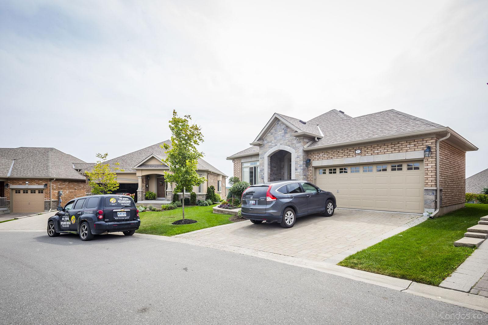 Vistas IV at 123 Ridge Way, New Tecumseth 1