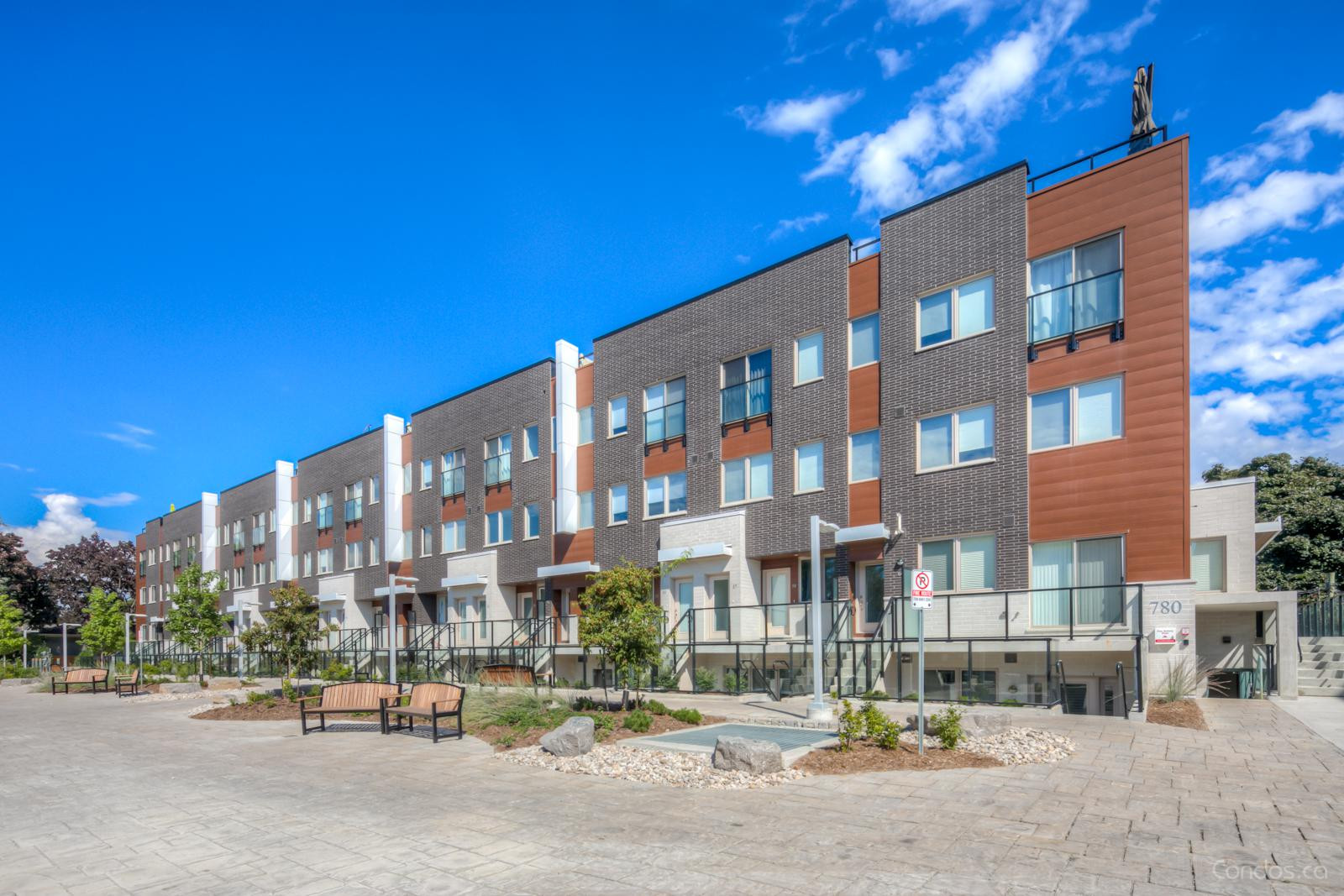 Park Towns at 784 Sheppard Ave E, Toronto 1