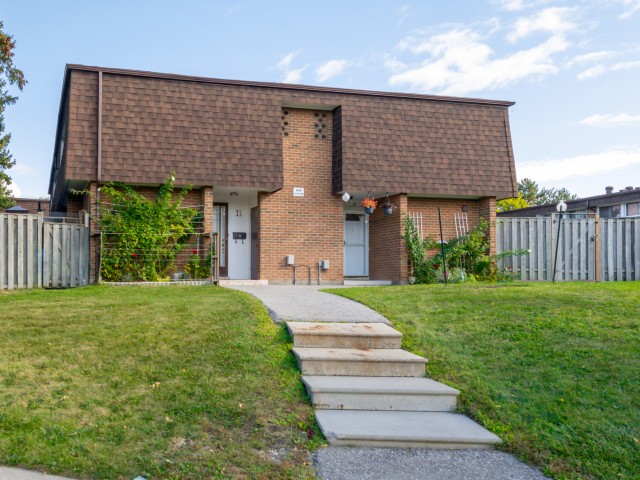 444 Silverstone Drive Townhouses