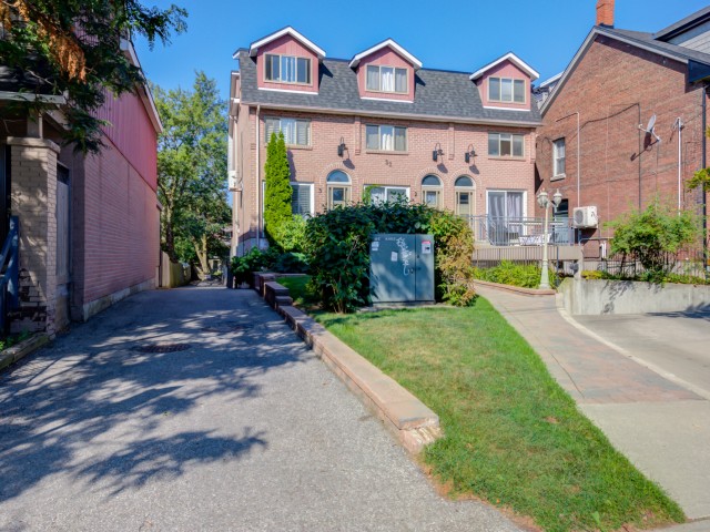 32 Curzon Street Townhouses photo
