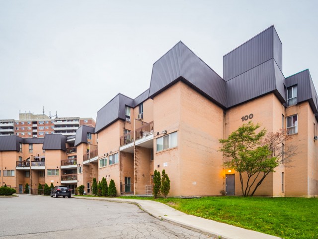 Centennial Hill Condominiums