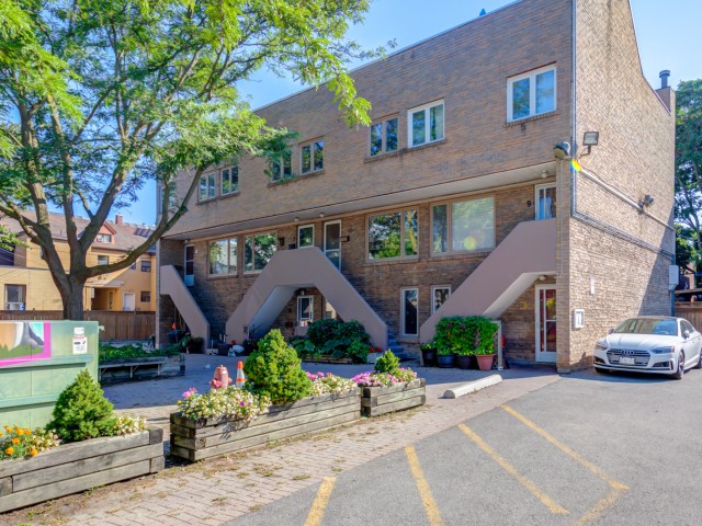 83 Pape Avenue Townhouses photo