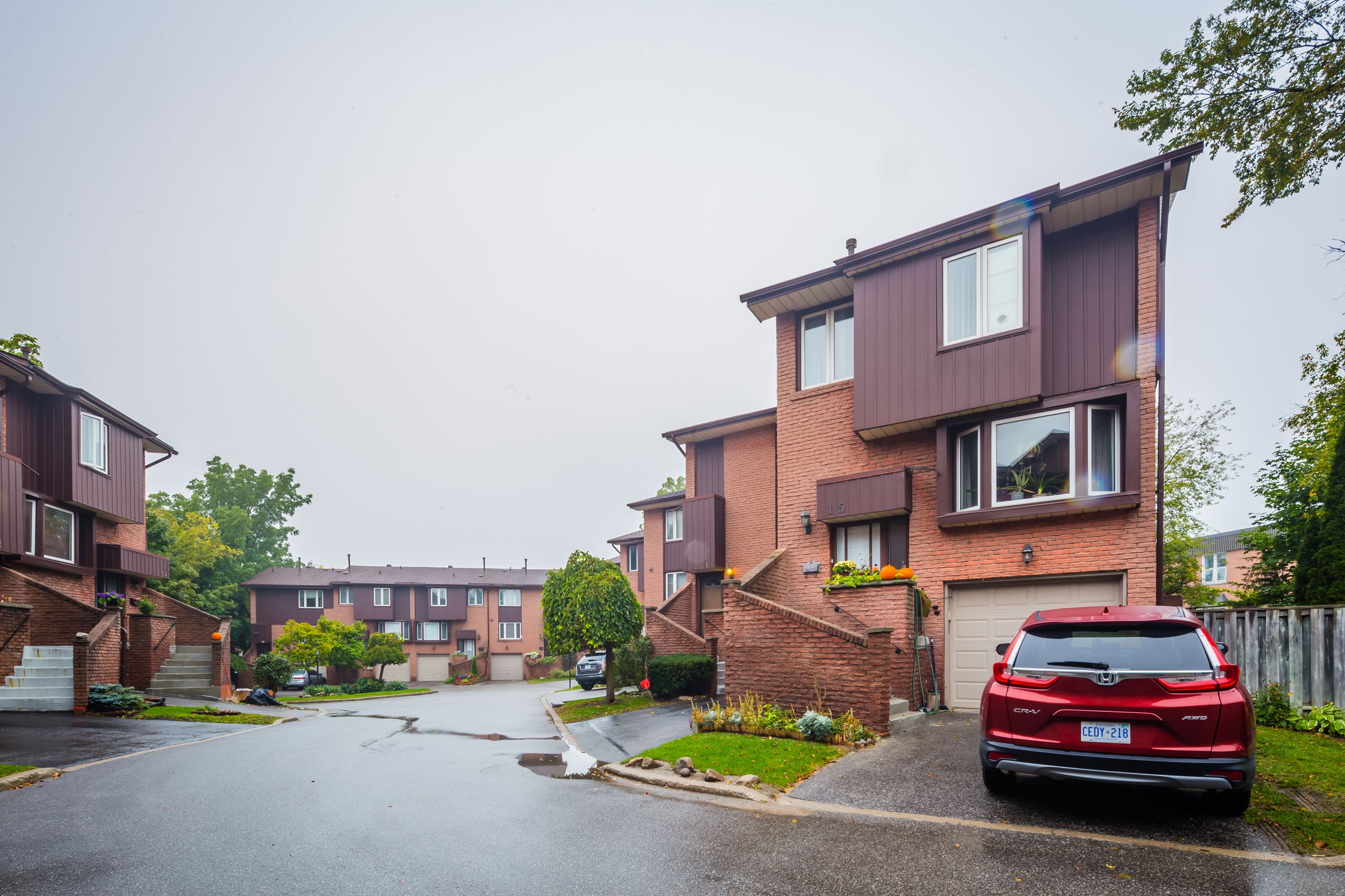 Midland Avenue Townhouses at 2606 Midland Ave, Toronto 1