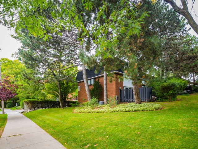 94 George Henry Townhouses