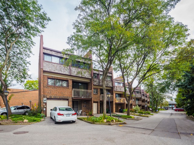 78 Castlebury Townhouses