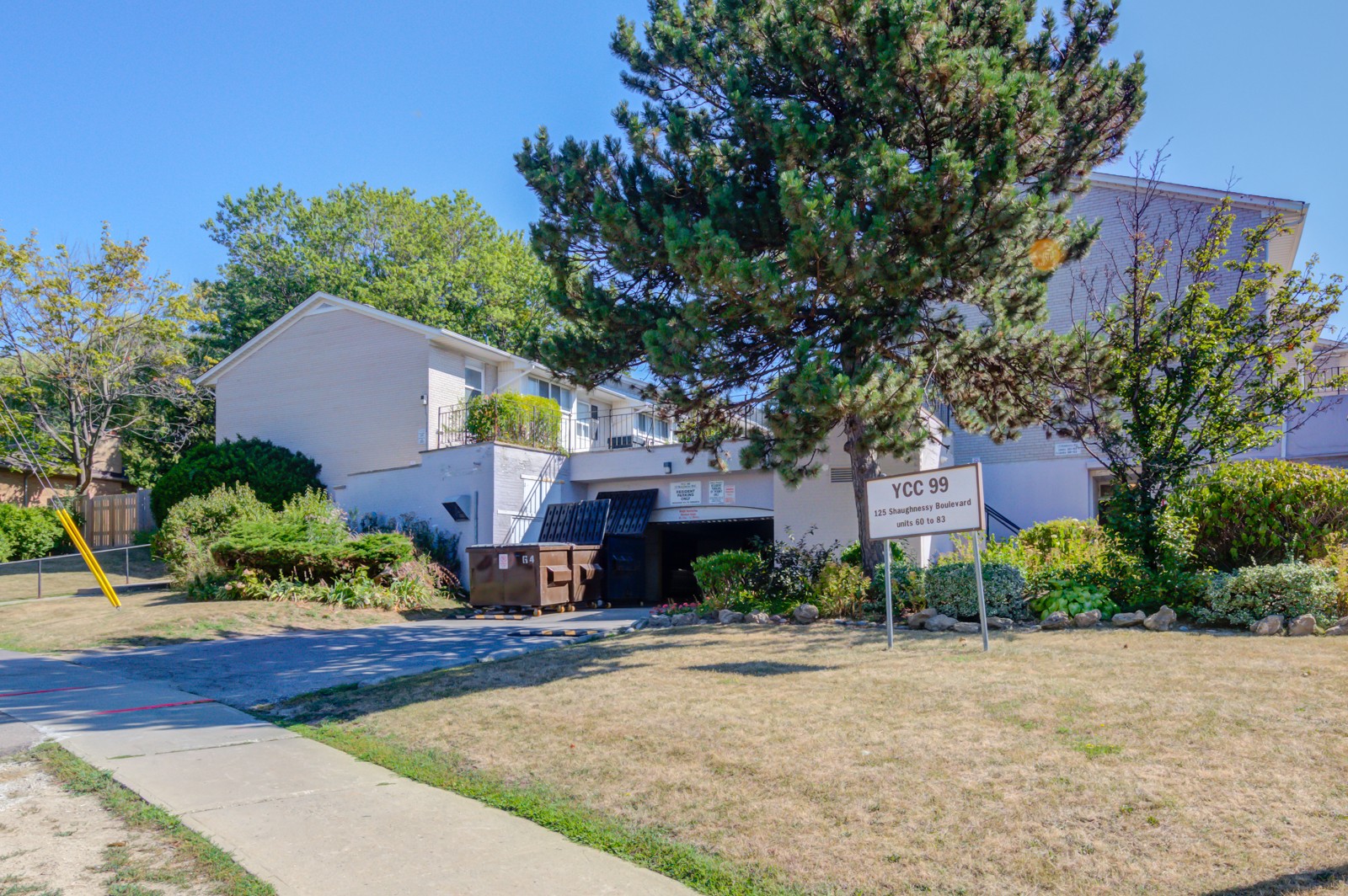 125 Shaughnessy Blvd 125 Shaughnessy Townhouses Condos.ca