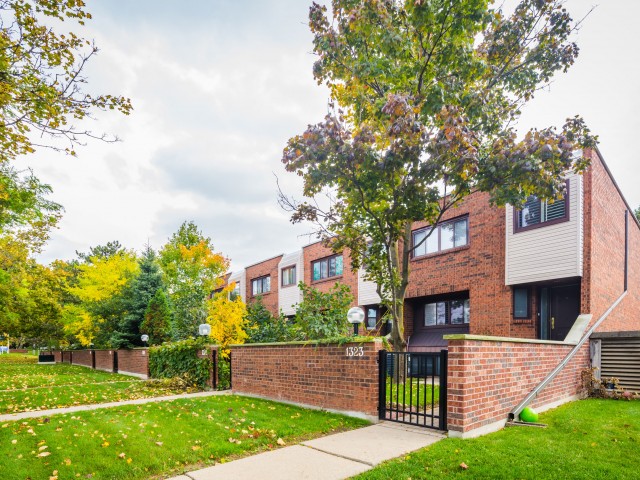 1329 Steeles Townhouses