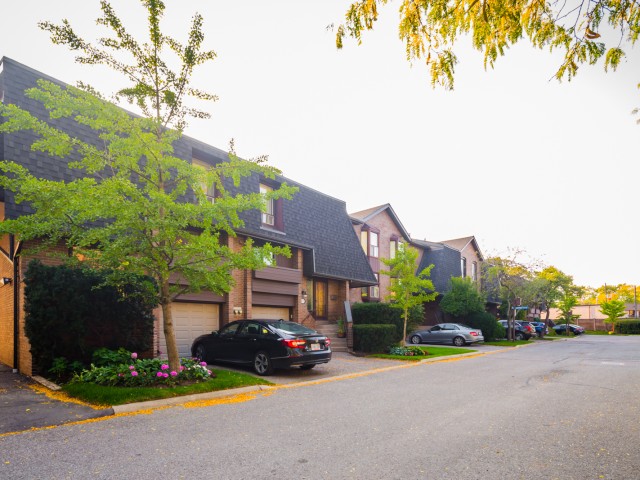 14 Gypsy Roseway Townhouses photo