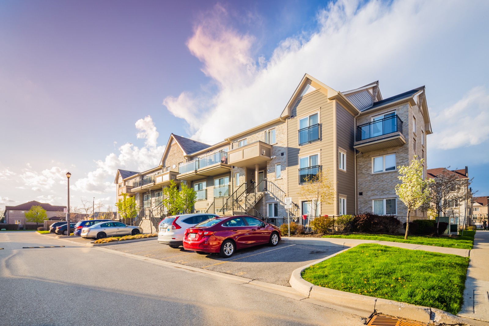 2915 Hazelton Pl Townhouses at 2891 Rio Crt, Mississauga 0