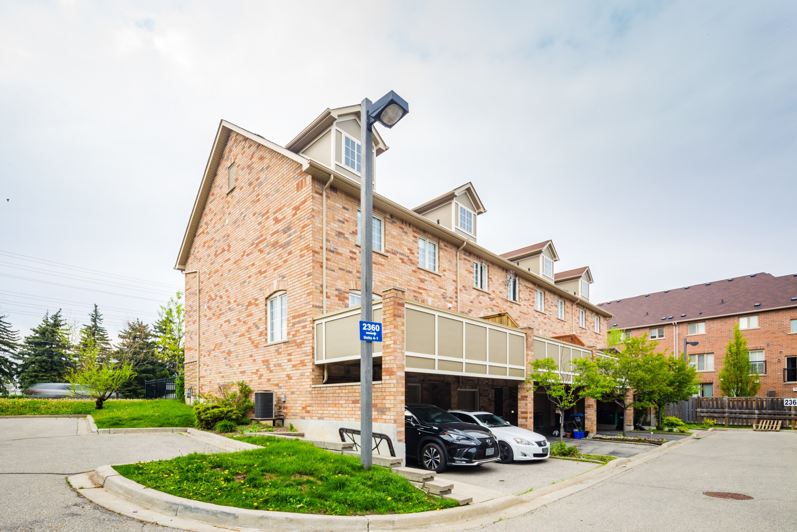 2360 Britannia Rd Townhouses at 2360 Britannia Rd W, Mississauga 0