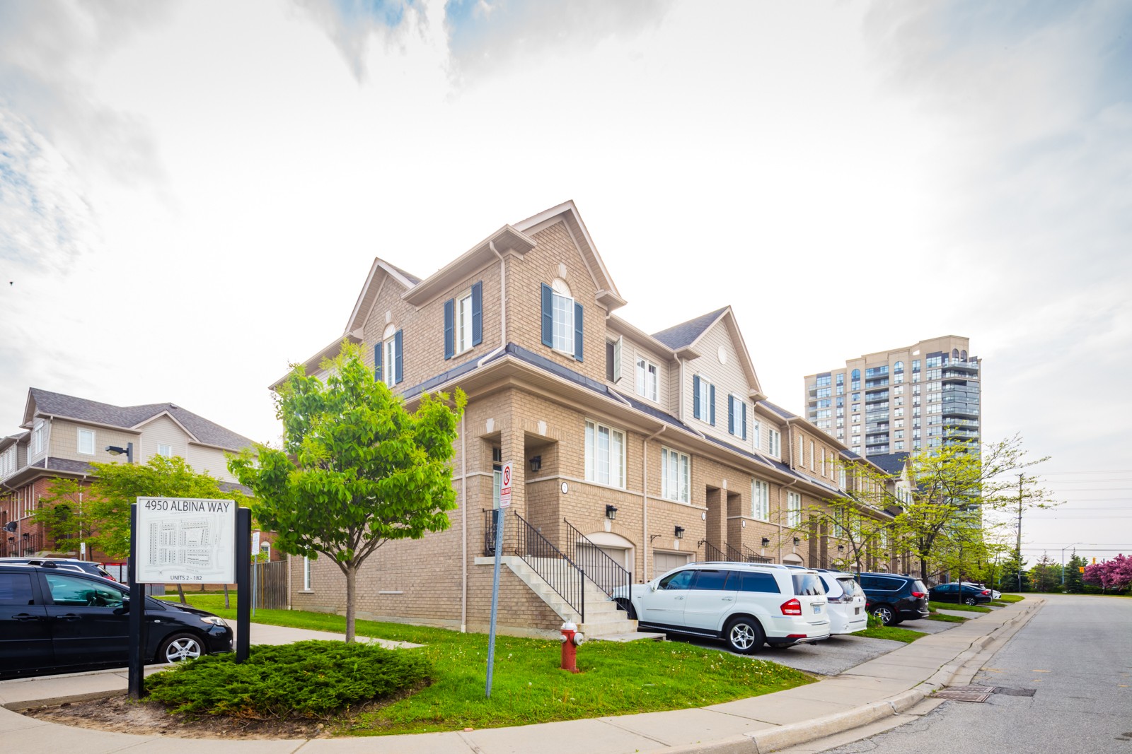 4950 Albina Way Townhouses at 4950 Albina Way, Mississauga 0