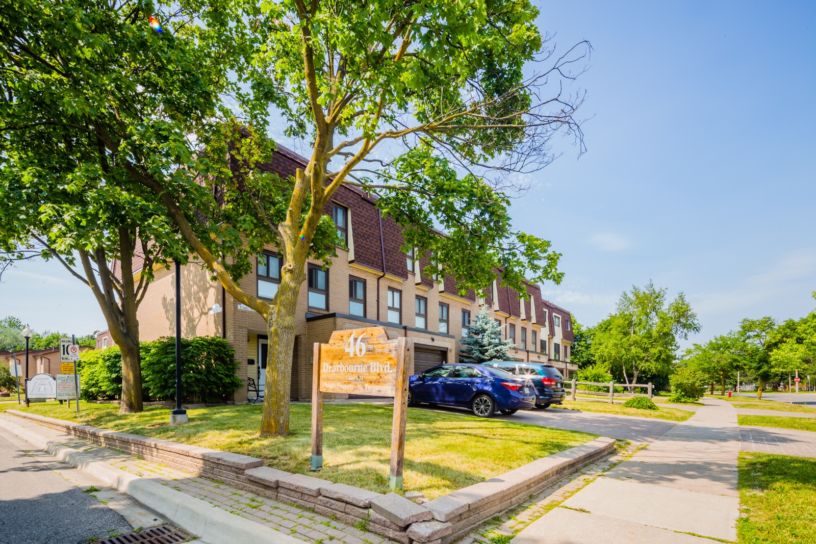 46 Dearbourne Townhouses at 46 Dearbourne Blvd, Brampton 0